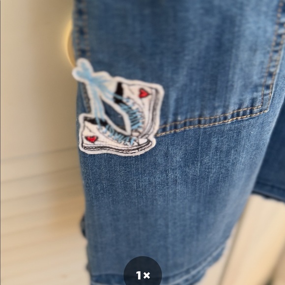 From smoke and pets free 🏡 Video is included for better description!!❣️Size 16 - Picture 7 of 8